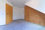Dachgeschoßwohnung Oberhausen Biefang - 4 Zimmer, 96 m&sup2;, 239.000&euro; | Angebot:26940519