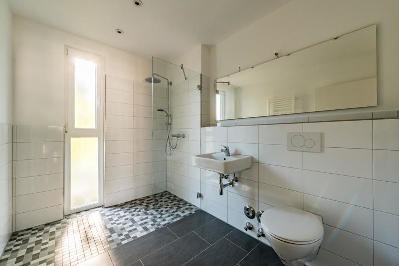 Traum mit Einbauküche 2 zimmer