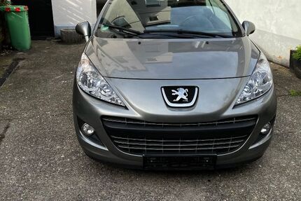 Peugeot 207 150.874 km 2.000 € Gelsenkirchen 45879