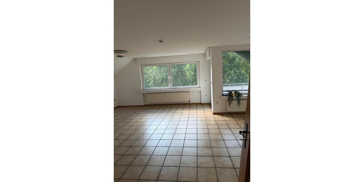 Dachgeschoßwohnung Dortmund Huckarde - 3 Zimmer, 82 m&sup2;, 195.000&euro; | Angebot:27075726