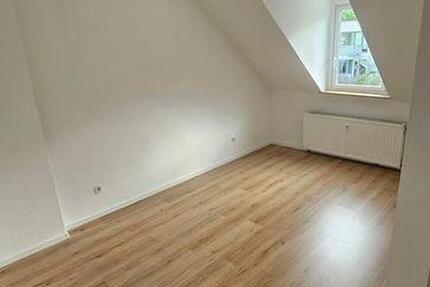 Sehr schöne Dachgeschosswohnung in Dortmund. 2 zimmer