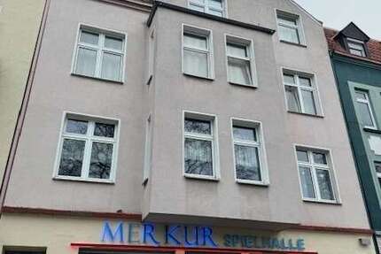 Haus zum Kaufen in Essen 398.000 € 310 m² 9 zimmer