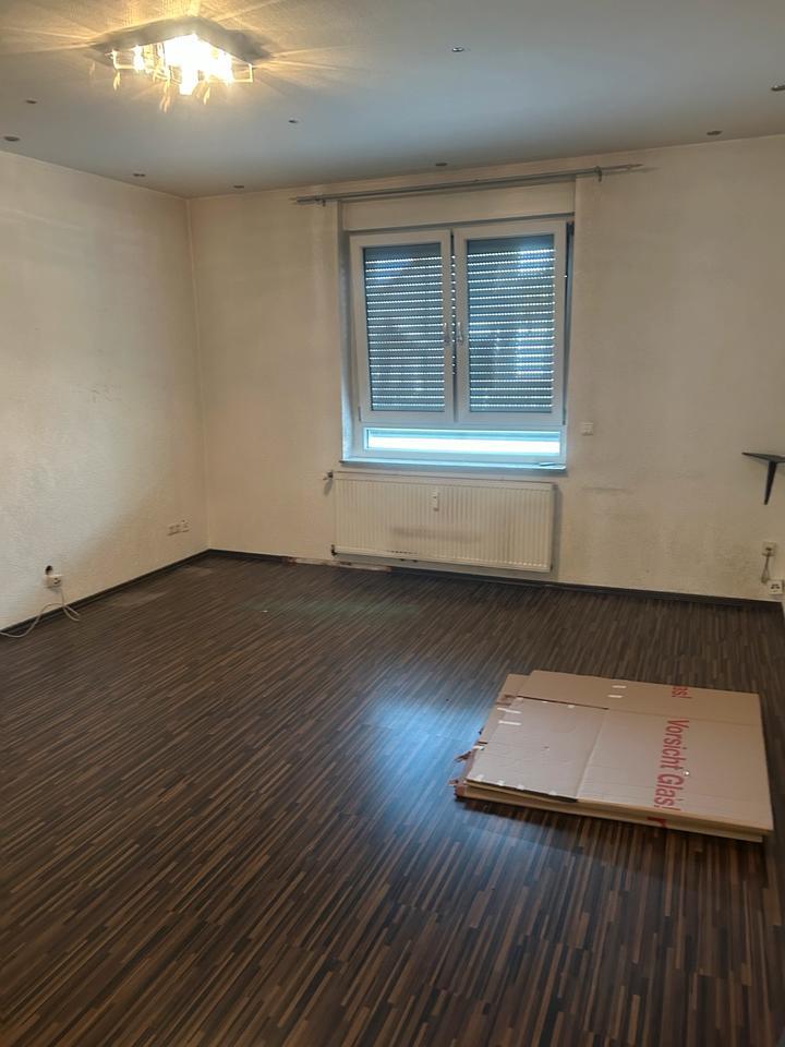 Haus mieten mit Gar4 Personen bevorzugt!!!&&.. zimmer