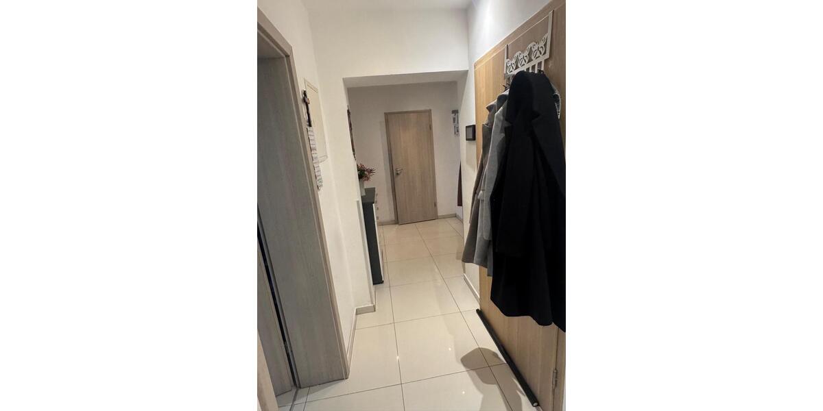 Etagenwohnung Essen Stadtbezirk III - 3 Zimmer, 74 m&sup2;, 500&euro; | Angebot:25102664