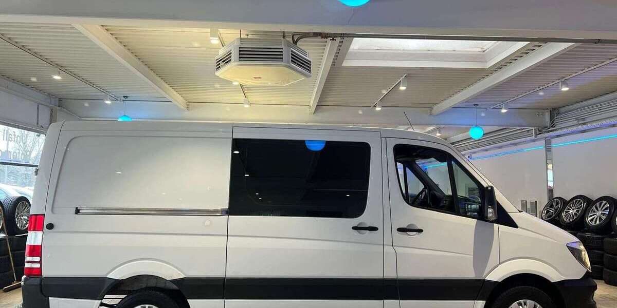 Mercedes-Benz Sprinter 148.000 km 15.990 &euro; Datteln 45711