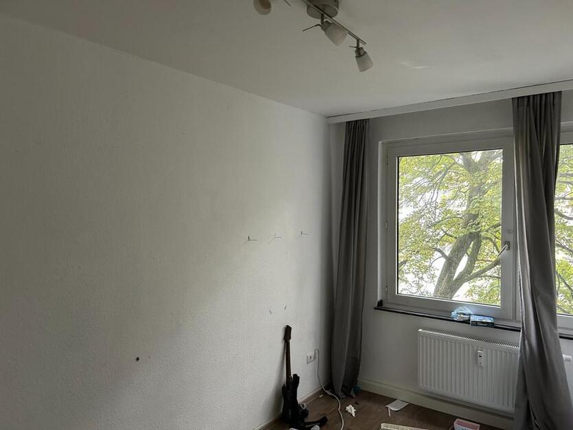 Helle 3 Zimmer Wohnung in zentraler City Lage von Essen + Balkon zimmer
