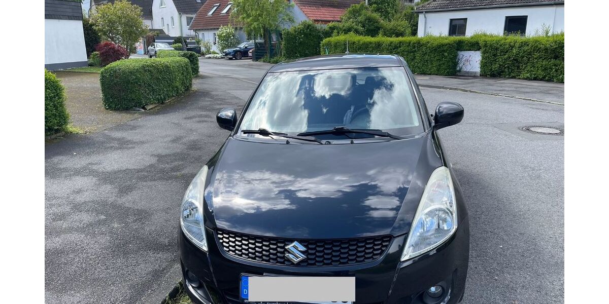 Suzuki Swift 120.000 km 4.900 &euro; Dortmund 44339