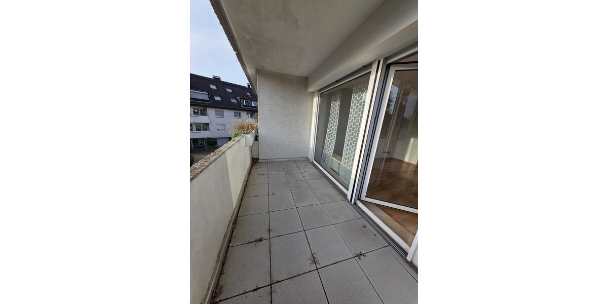 3 Zimmerwohnung mit 2 Balkonen und Garage 3 zimmer