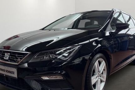 Seat Leon 52.574 km 19.980 € Velbert 42553