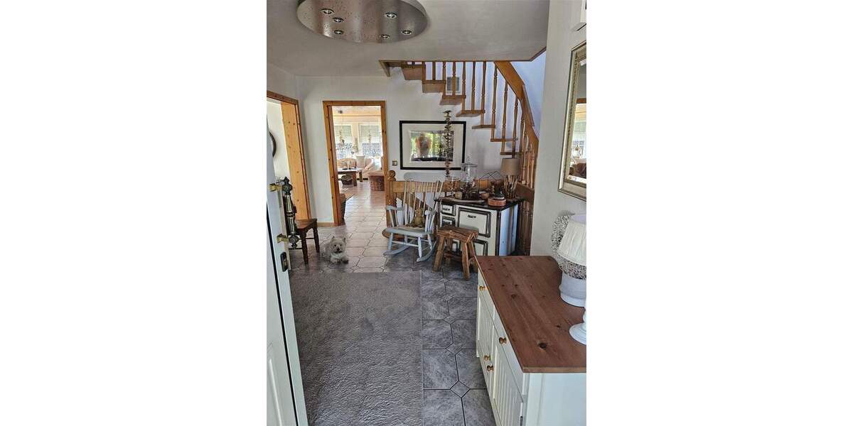 Stilvolles Einfamilienhaus mit Pool, Gartenidylle & hochwertiger Ausstattung 5 zimmer