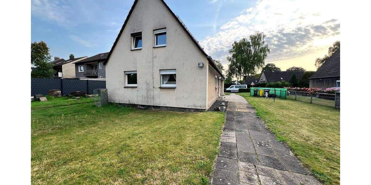 Mehrfamilienhaus, Wohnhaus Bottrop Eigen - 7 Zimmer, 94 m&sup2;, 195.000&euro; | Angebot:24834614