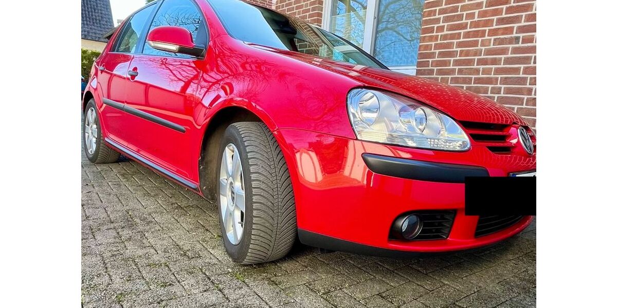 VW Golf 121.000 km 3.900 &euro; Oer-Erkenschwick 45739