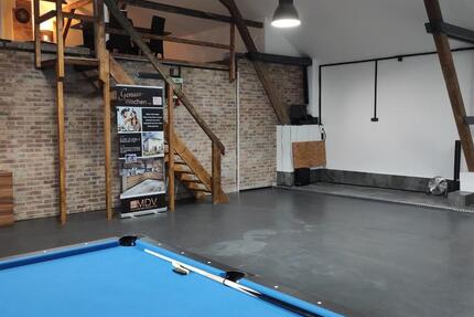 Halle Studio ManCave zimmer