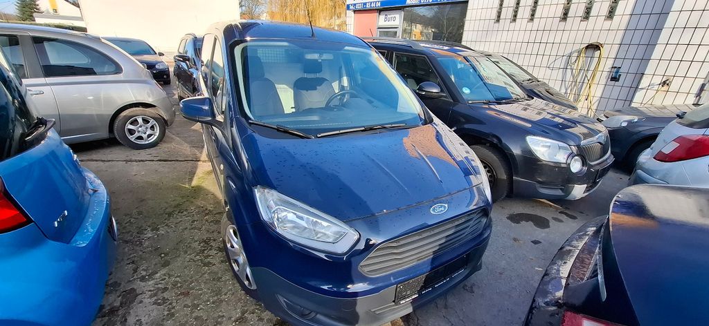 Ford Transit Courier 222.200 km 3.990 &euro; Dortmund 44339