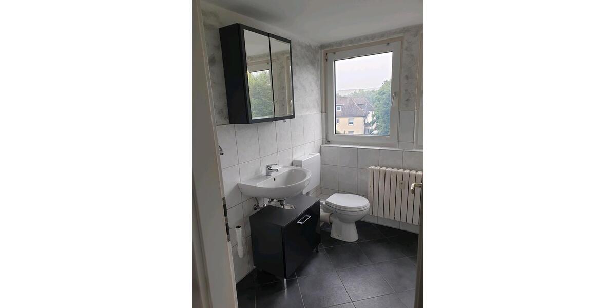 Dachgeschoßwohnung Dortmund Grevel - 3 Zimmer, 77 m&sup2;, 1.140&euro; | Angebot:26652909