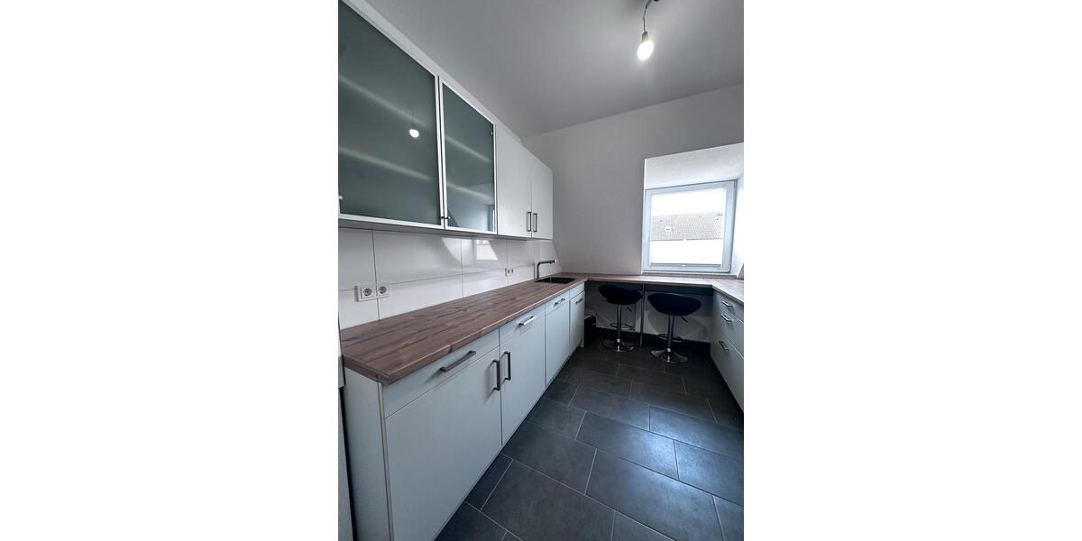 Dachgeschoßwohnung Bottrop - 2 Zimmer, 56 m&sup2;, 480&euro; | Angebot:26063500