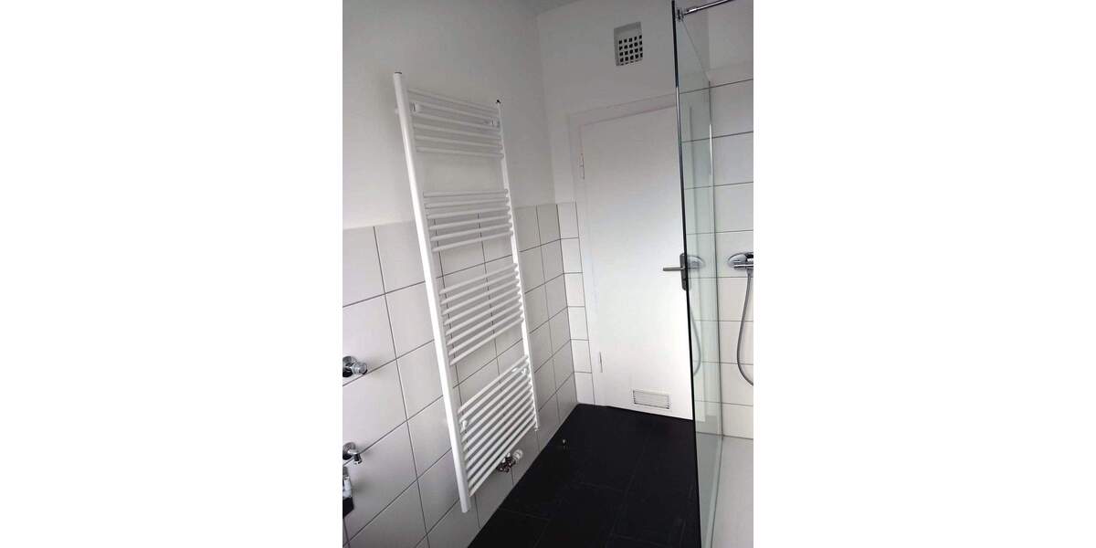 Etagenwohnung Oberhausen Osterfeld-West - 2 Zimmer, 70 m&sup2;, 598&euro; | Angebot:26261524