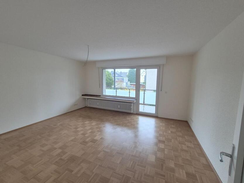 Erstbezug nach Modernisierung, Höntrop 3,5 Raum, Balkon, Gäste-WC zimmer