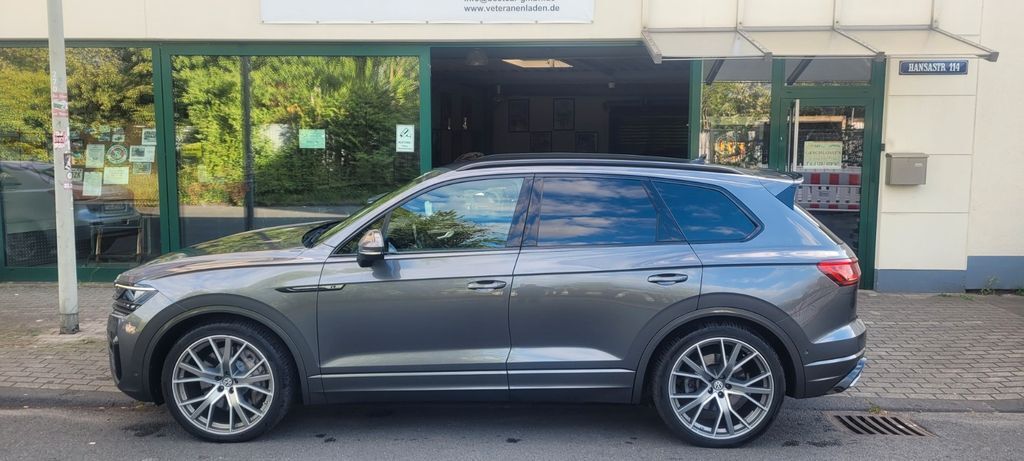 VW Touareg 151.900 km 45.999 € Oberhausen 46049
