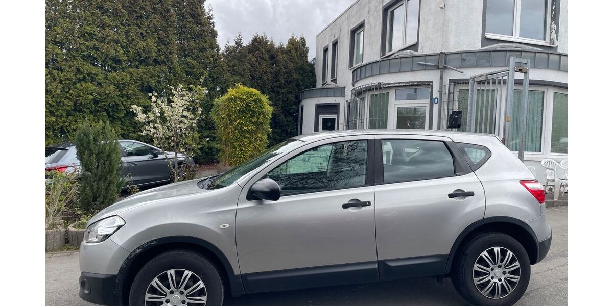 Nissan Qashqai 96.750 km 5.490 &euro; Essen 45326