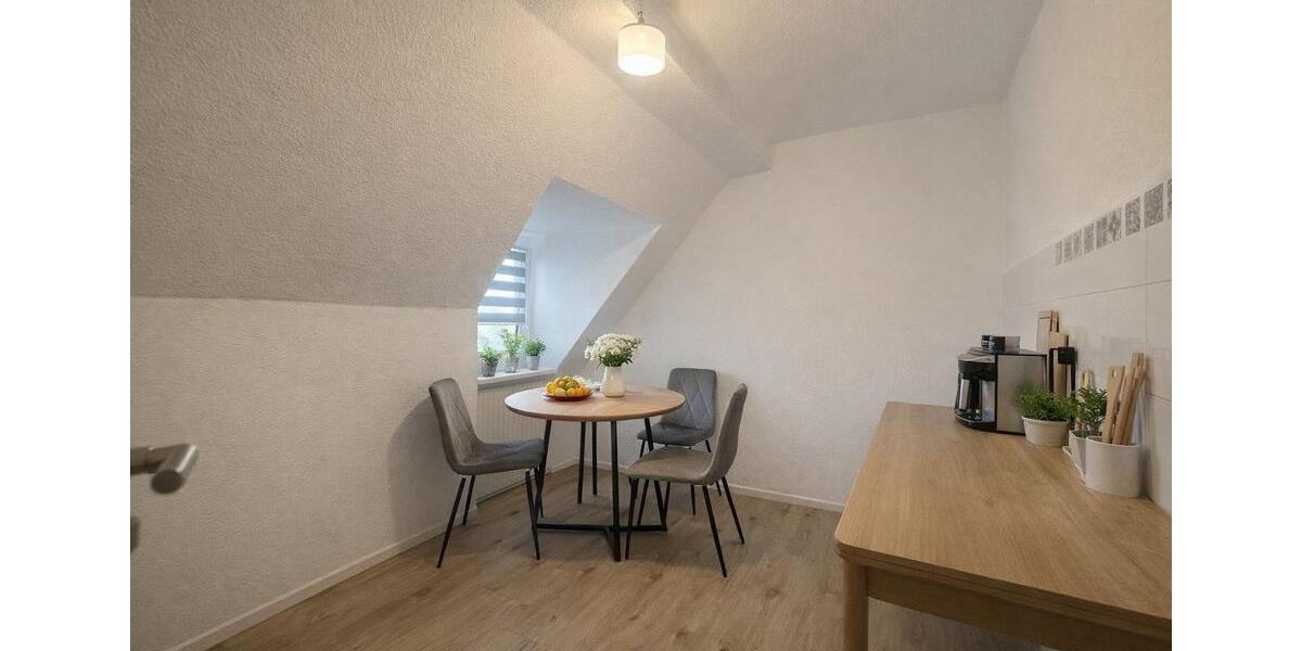Dachgeschoßwohnung Mülheim an der Ruhr Dümpten - 3 Zimmer, 70 m&sup2;, 120.000&euro; | Angebot:26399013