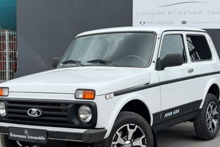 Lada Niva 130.600 km 8.499 &euro; Essen 45139