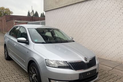 Skoda Rapid 144.000 km 4.900 &euro; Essen 45143