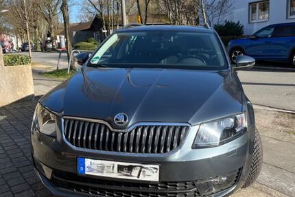 Skoda Octavia 121.000 km 11.000 &euro; Recklinghausen 45657