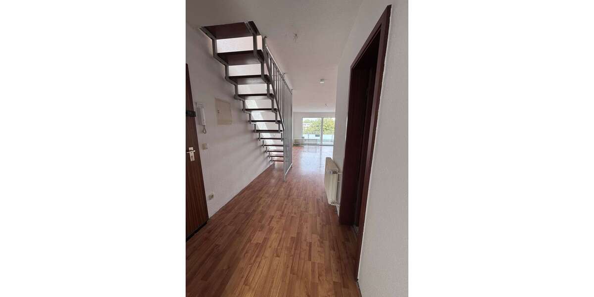 Etagenwohnung Essen Stadtbezirk IV - 2 Zimmer, 84 m&sup2;, 650&euro; | Angebot:27145198