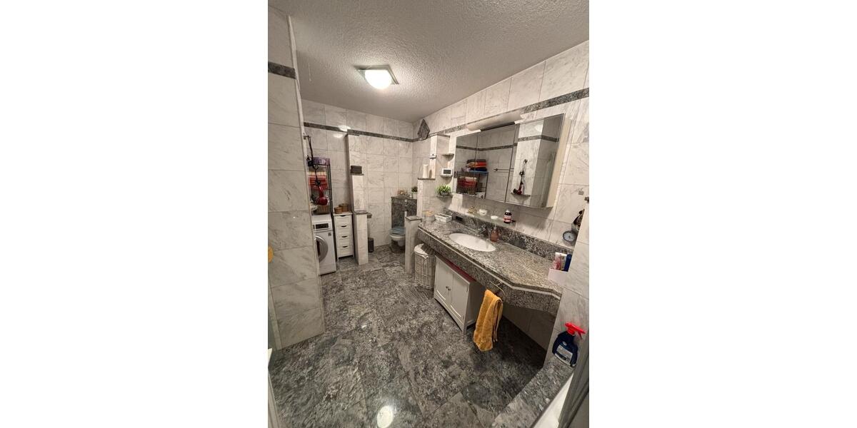 Erdgeschoßwohnung Herdecke - 2.5 Zimmer, 83 m&sup2;, 229.000&euro; | Angebot:26238337