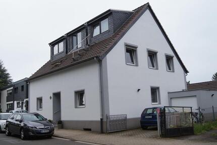 2-Raum-Wohnung im 1.OG eines 4-Familienhauses zimmer