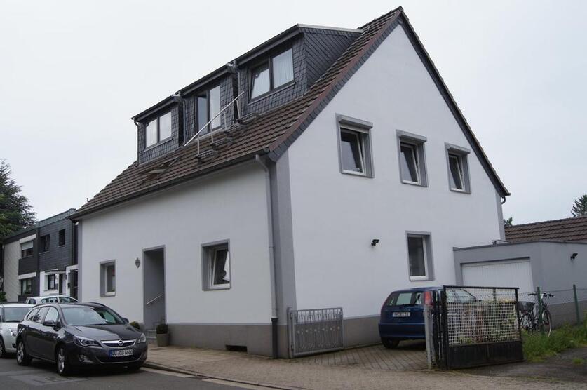 2-Raum-Wohnung im 1.OG eines 4-Familienhauses zimmer