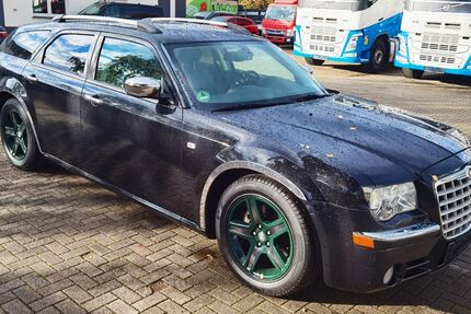 Chrysler 300C 208.428 km 4.950 € Oberhausen 46149