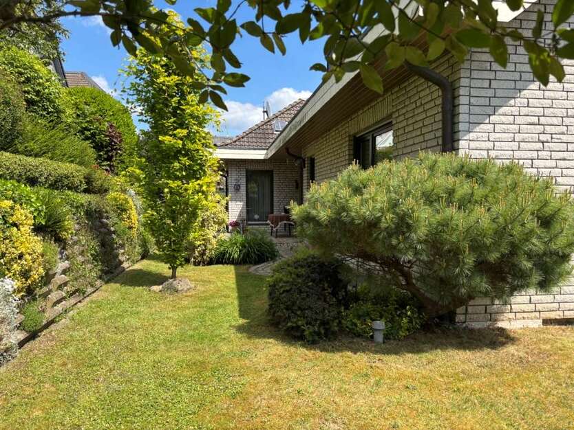 Haus zum Kaufen in Velbert 689.500 € 260 m² 8 zimmer