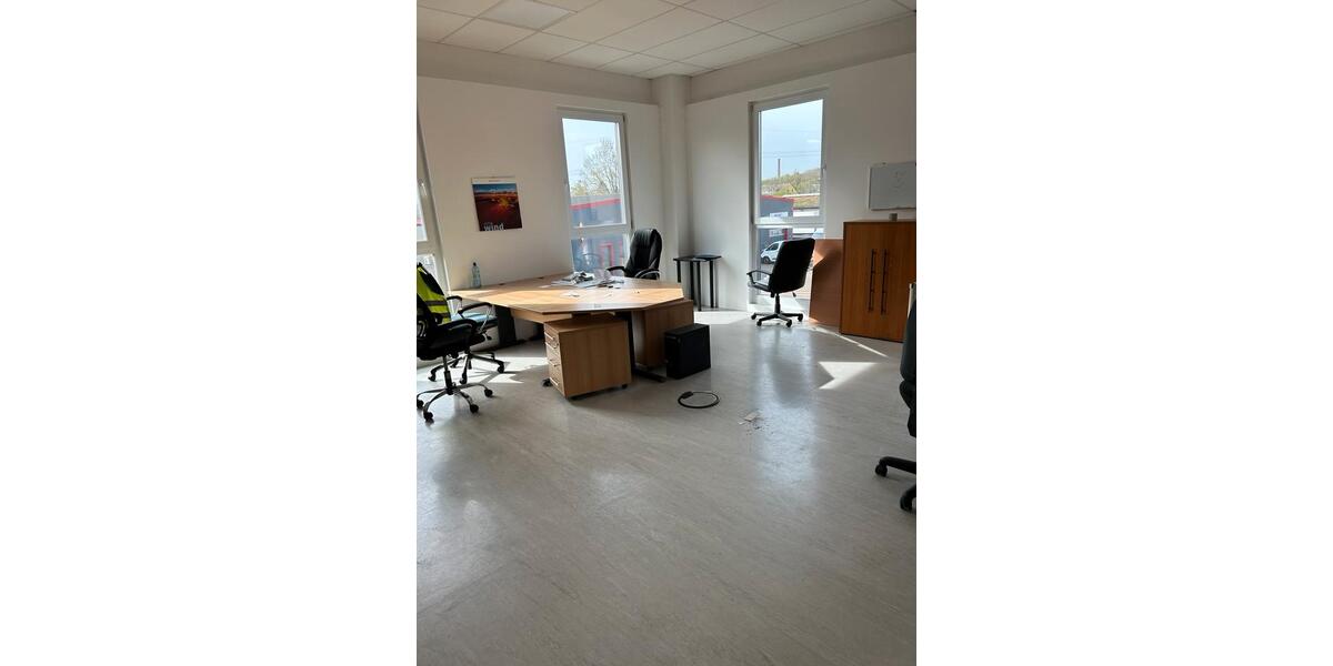 Büroflächen zur Vermietung im Gemeinschaftsbüro – in 44536 Lünen zimmer