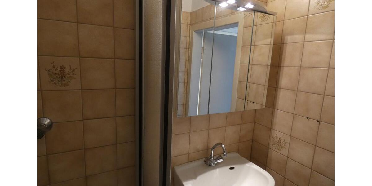 Etagenwohnung Gelsenkirchen Gelsenkirchen-Mitte - 1.5 Zimmer, 42 m&sup2;, 230&euro; | Angebot:25383210