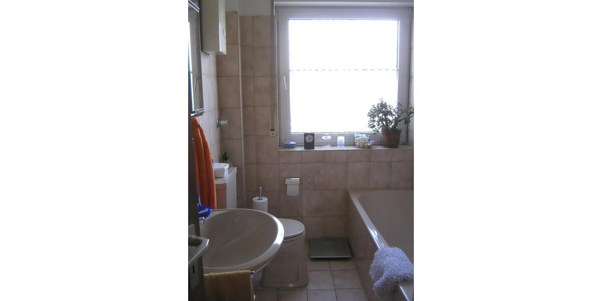 Dachgeschoßwohnung Dortmund Brackel - 3.5 Zimmer, 80 m&sup2;, 198.000&euro; | Angebot:26102297