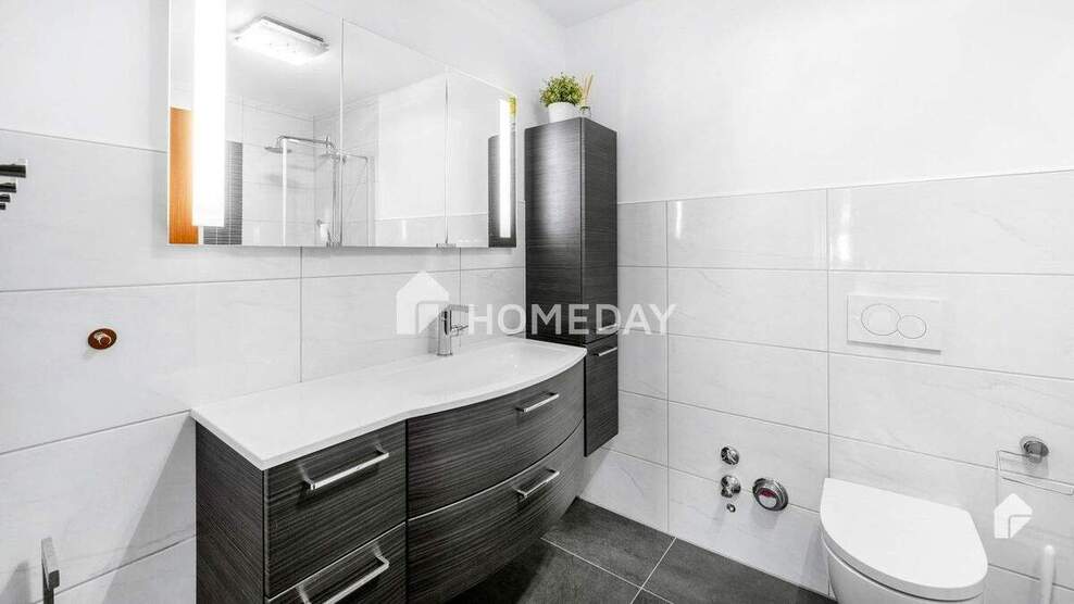 Bezugsfreie 4-Zimmer Wohnung mit Loggia und TG - Stellplatz in der beliebten Aplerbecker Mark 4 zimmer