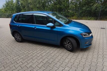 VW Golf Sportsvan 129.000 km 10.300 &euro; Bochum 44799