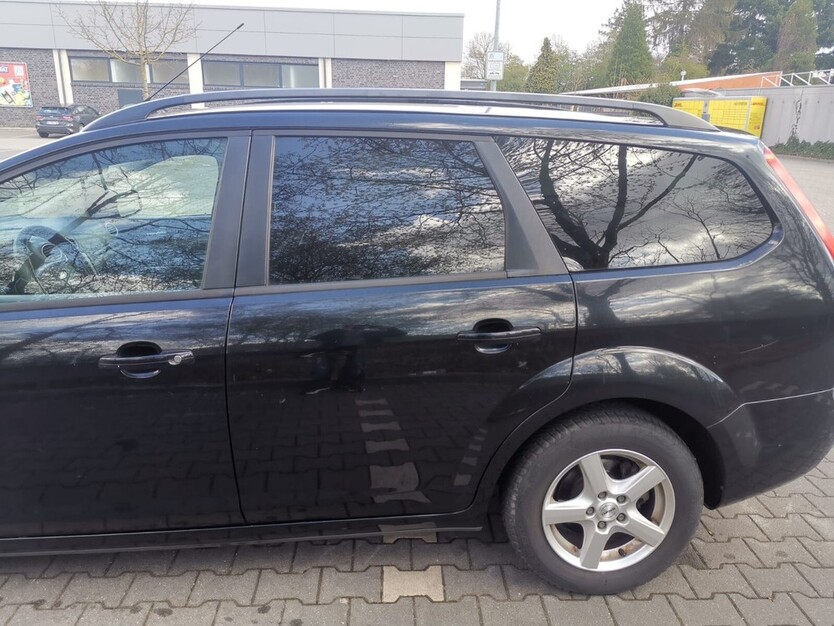 Ford Focus II Kombi 244.000 km 3.500 € Witten 58452