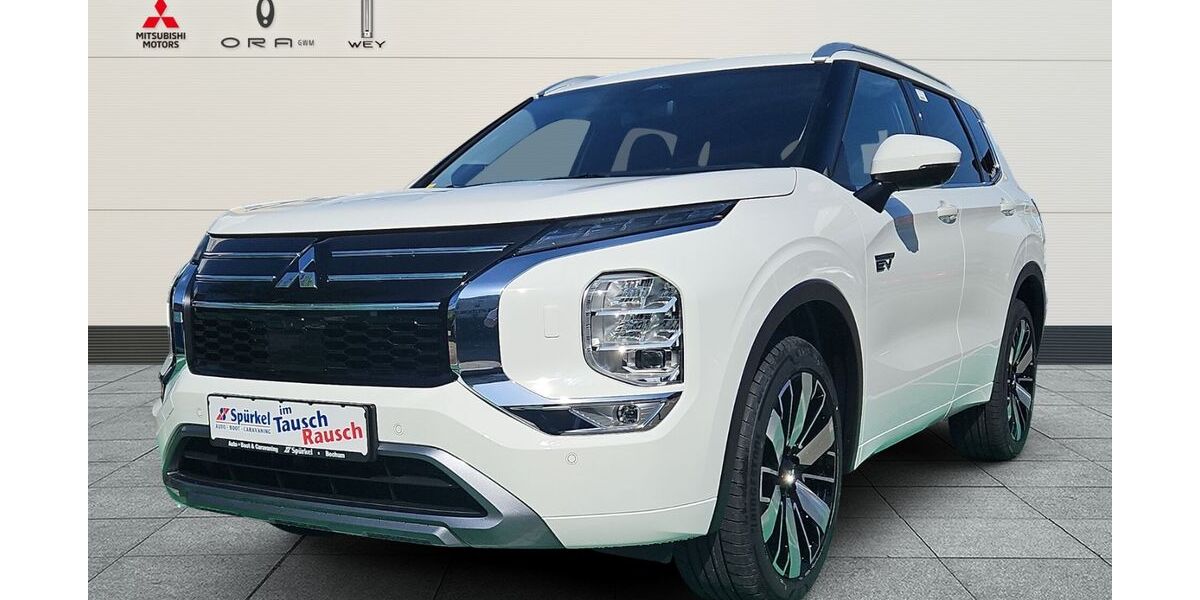 Mitsubishi Plug-in Hybrid Outlander 6.200 km 50.980 € Bochum 44809
