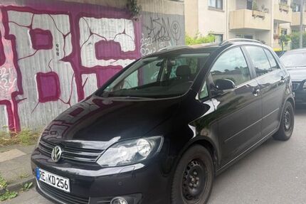 VW Golf Plus 143.146 km 4.200 &euro; Recklinghausen 45665