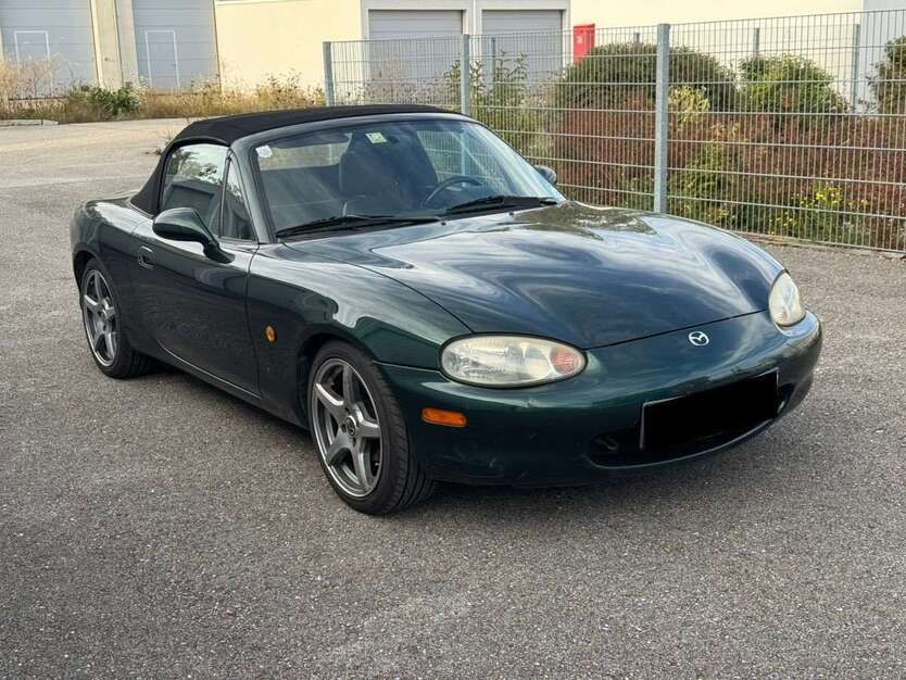 Mazda MX-5 228.673 km 4.000 € Essen 45239