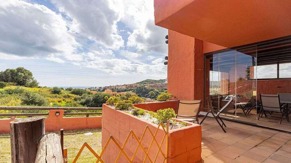 Wohnung zum Kaufen in San Luis de Sabinillas 350.000 € 151 m²