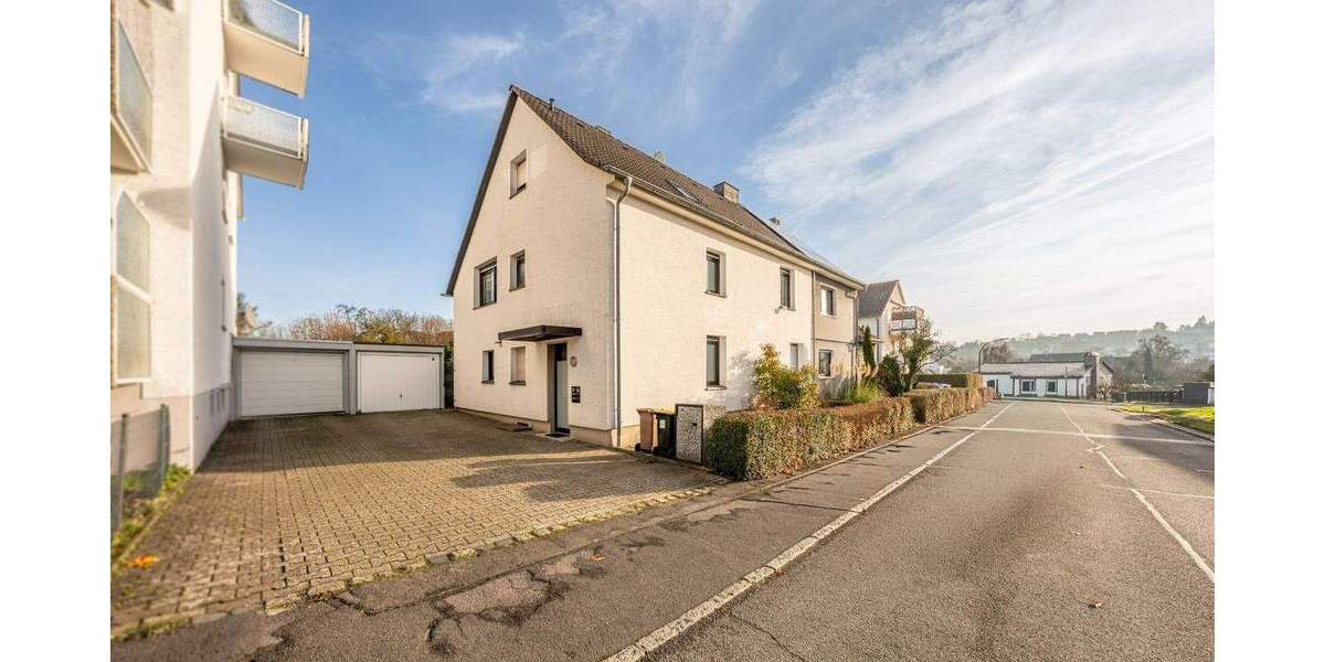 Raum, Substanz & Mieteinnahmen - Doppelhaushälfte mit Perspektive 7 zimmer