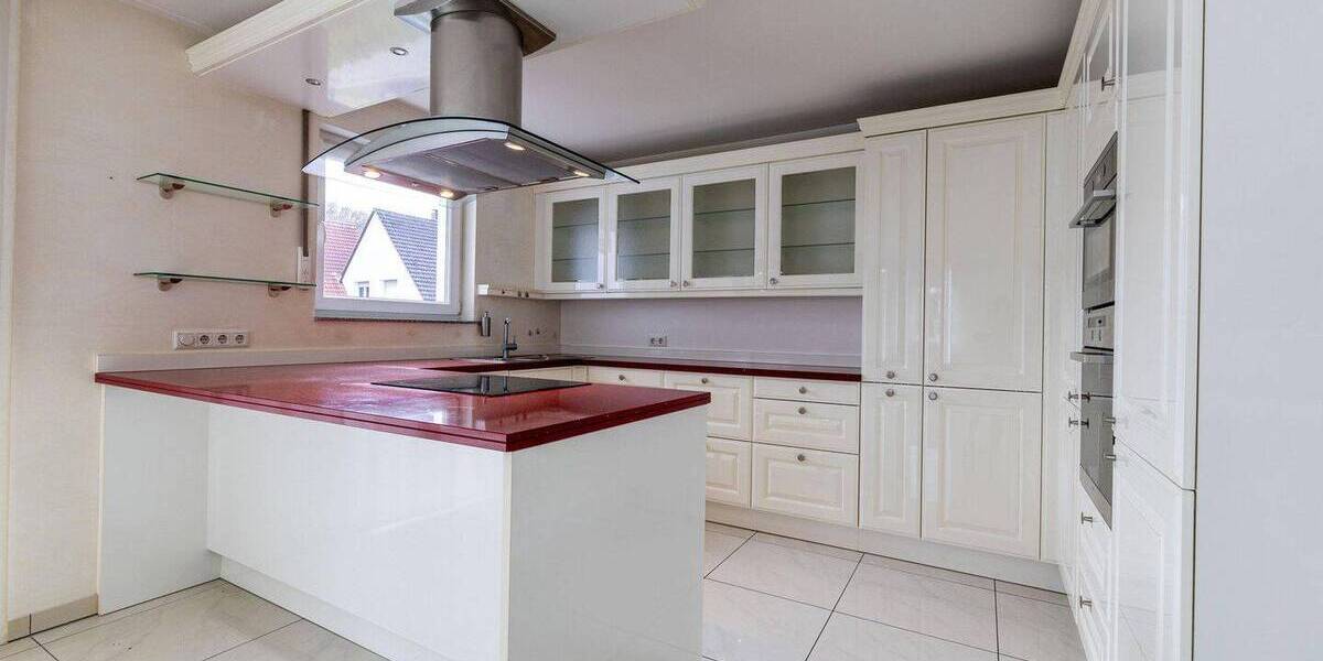 Etagenwohnung Bochum Weitmar - 4 Zimmer, 100 m&sup2;, 385.000&euro; | Angebot:26339420