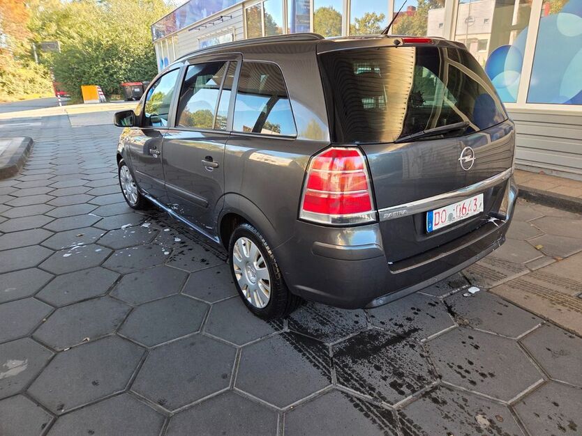 Opel Zafira 194.000 km 4.850 € Dortmund 44147