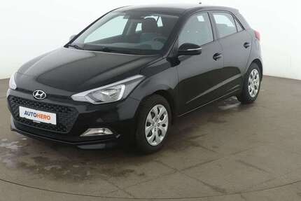 Hyundai i20 99.767 km 8.690 &euro; Essen 45141