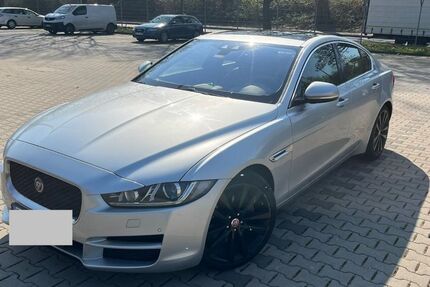Jaguar XE 191.500 km 7.999 &euro; Essen 45127
