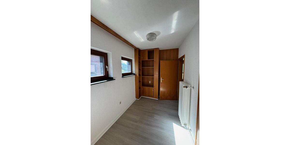 Doppelhaushälfte Oberhausen Schmachtendorf - 5 Zimmer, 120 m&sup2;, 1.590&euro; | Angebot:26323095